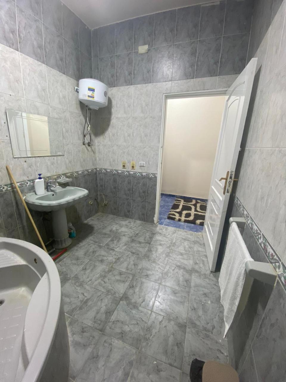 Richard Pyramids Inn Hotel Kafret el-Gabal Zimmer foto